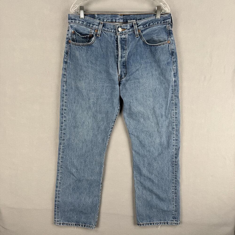 Vintage Levis 501 Jeans Mens 35x29 Medium Wash Blue Denim Straight Button Fly
